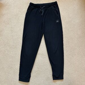 ALO Yoga Muse Black Joggers